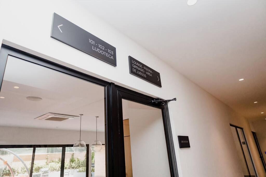 Apartamento De Lujo En Zona 10 Guatemala City Exteriör bild