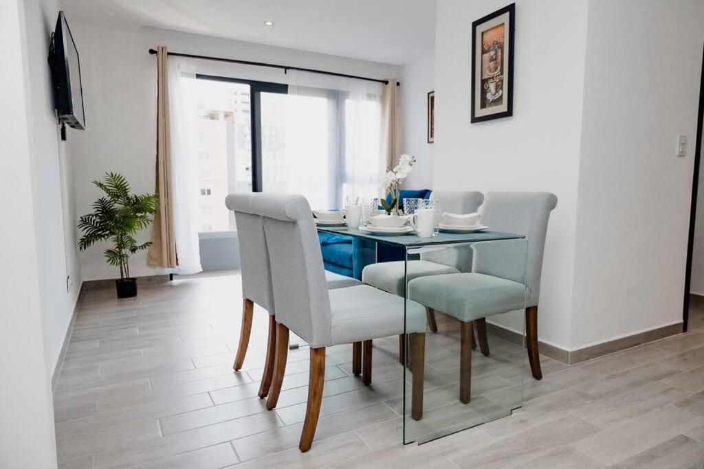 Apartamento De Lujo En Zona 10 Guatemala City Exteriör bild