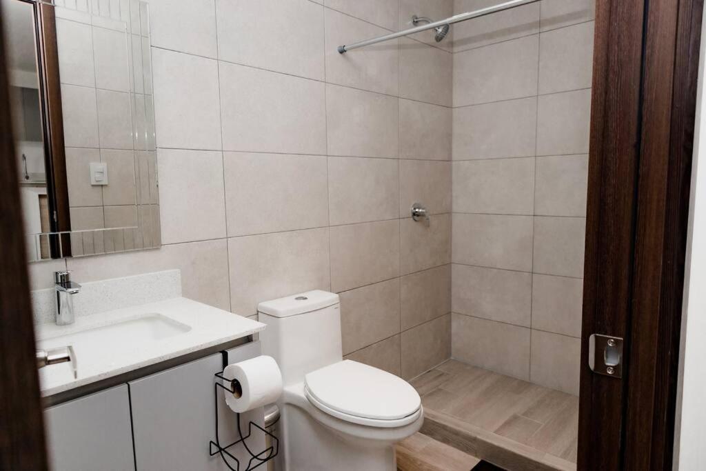 Apartamento De Lujo En Zona 10 Guatemala City Exteriör bild