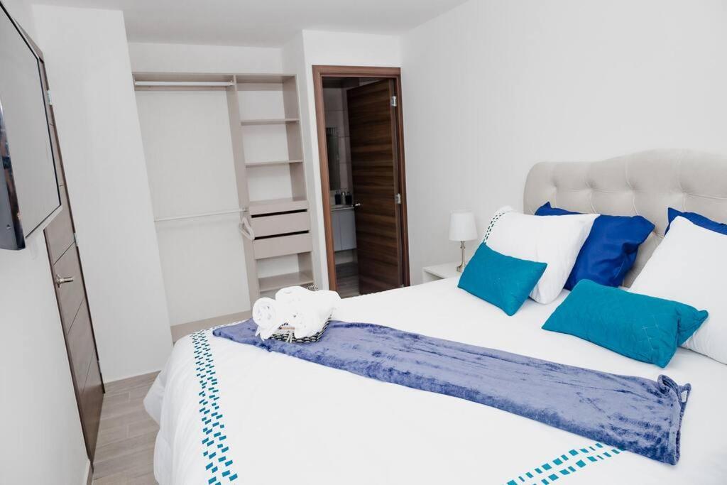Apartamento De Lujo En Zona 10 Guatemala City Exteriör bild